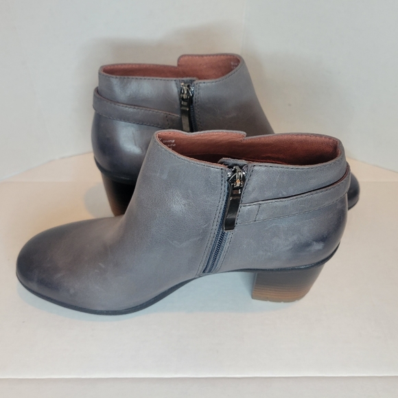 Dansko Page Boot - Picture 3 of 5